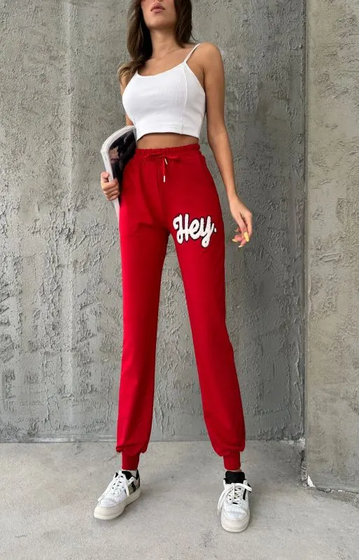 Pantaloni sport pentru femei, uni, cu model brodat Hey, Rosu
