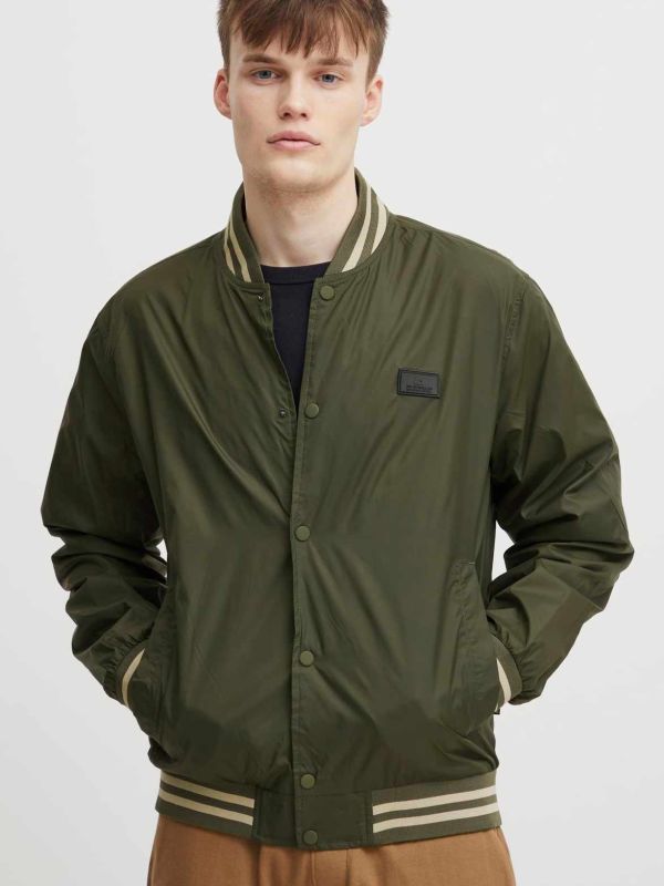 Geaca Outerwear