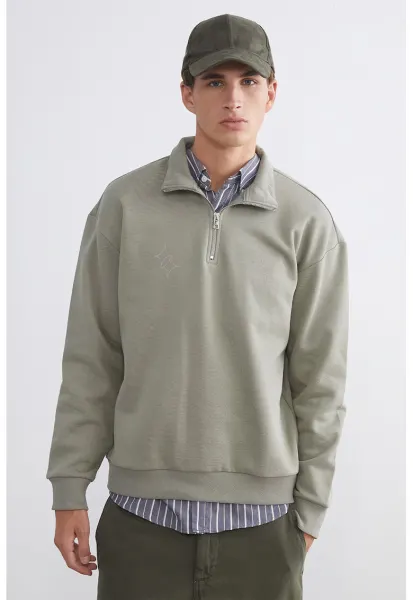 Bluza de trening cu text brodat pe spate - Gri deschis