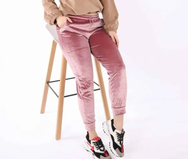 Pantaloni BATAL din catifea, en-gross