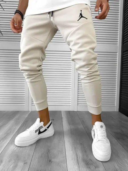 Pantaloni de trening bej conici 12361 O3-3.2