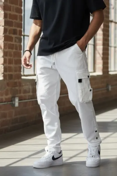 Pantaloni de trening cargo, albi, conici Y307 O2-4.3