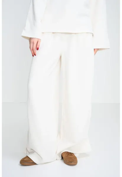 Pantaloni de trening cu croiala relaxed-fit si snur - Alb fildes