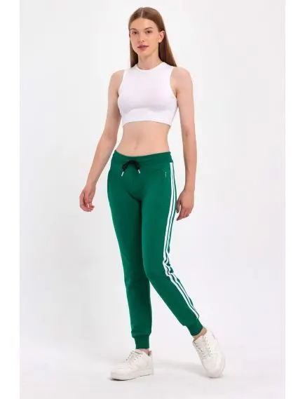 Pantaloni de trening, uni, cu doua dungi laterale, verzi