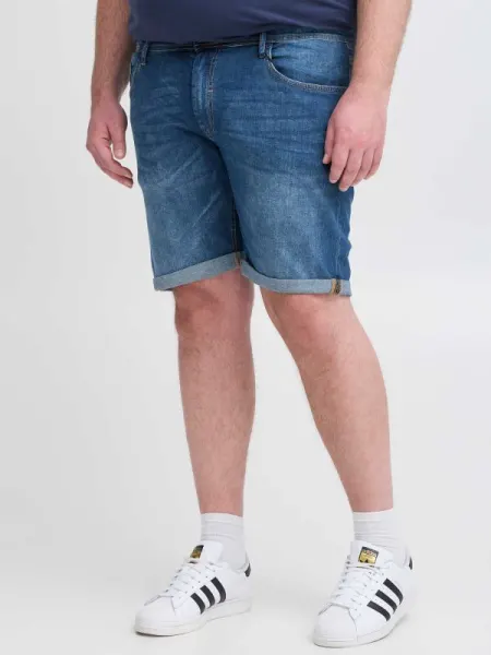Pantaloni scurti
