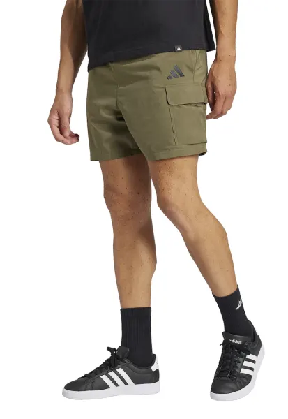 Pantaloni scurti cargo Chelsea Essentials - Verde masliniu