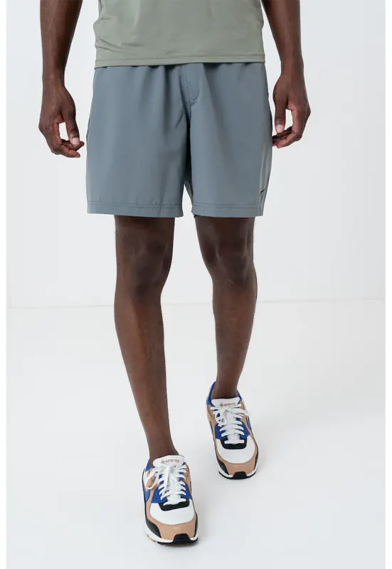 Pantaloni scurti cu tehnologie Dri-FIT pentru antrenament - Gri cenusiu