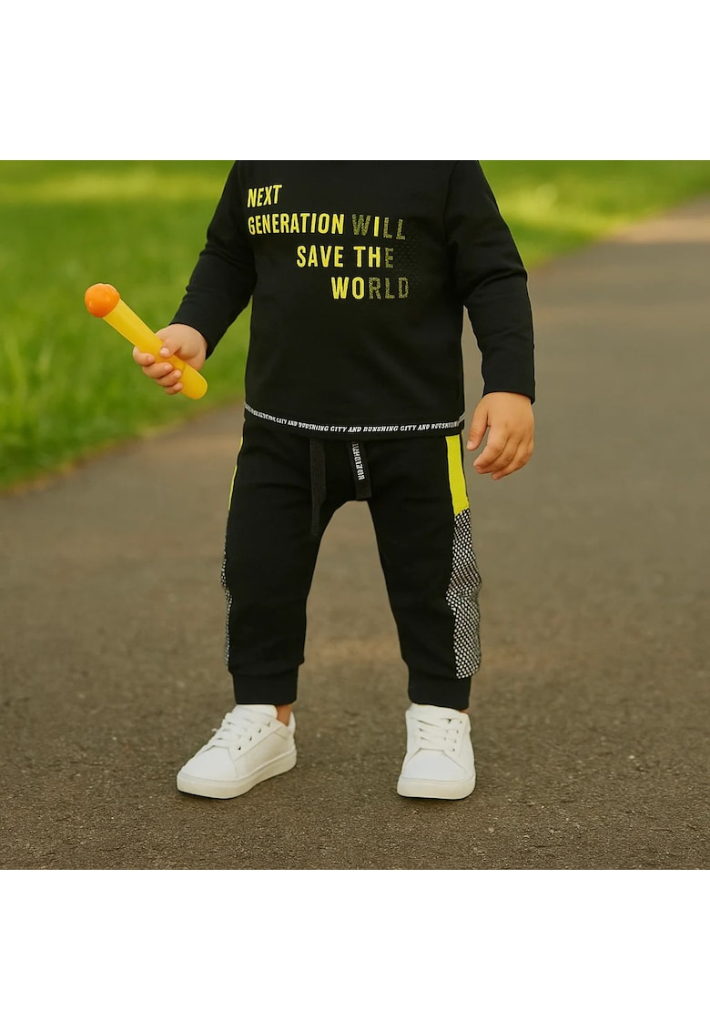 Pantaloni sport cu dunga galbena in parti  - City Boys - Negru si Galben Fosforescent - pentru baietei - Negru