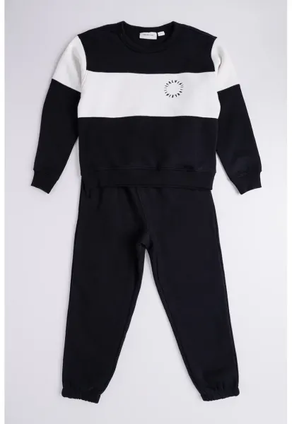 Set de bluza de trening cu logo si paantaloni de trening cu snur - Alb/Negru